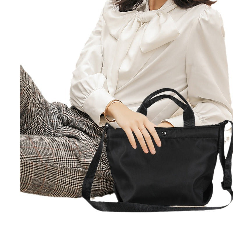 Shoulder bag with comfortable shoulder strap Kalsten