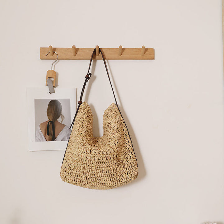 Handmade Shoulder Bag in Modern Natural Design Kalsten