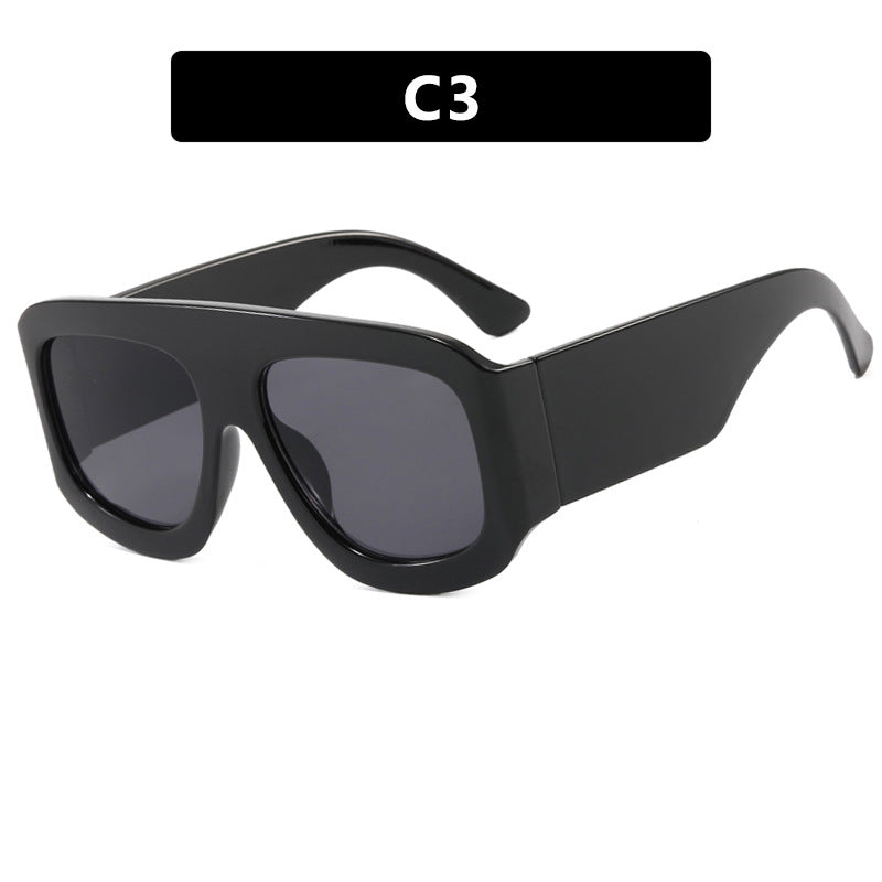 Ladies fashionable oversized sunglasses with wide frame and protective UV filter Kalsten