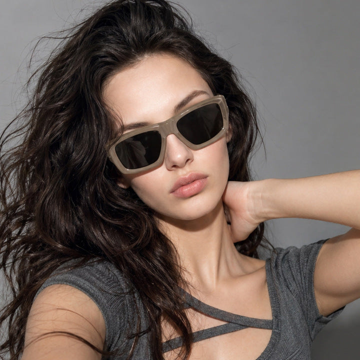 Women's oversized geometric sunglasses with modern frame Kalsten