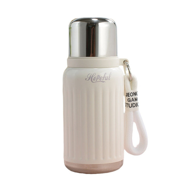 Unisex double-walled insulated bottle with one-handed safety lock and removable drinking cup Kalsten