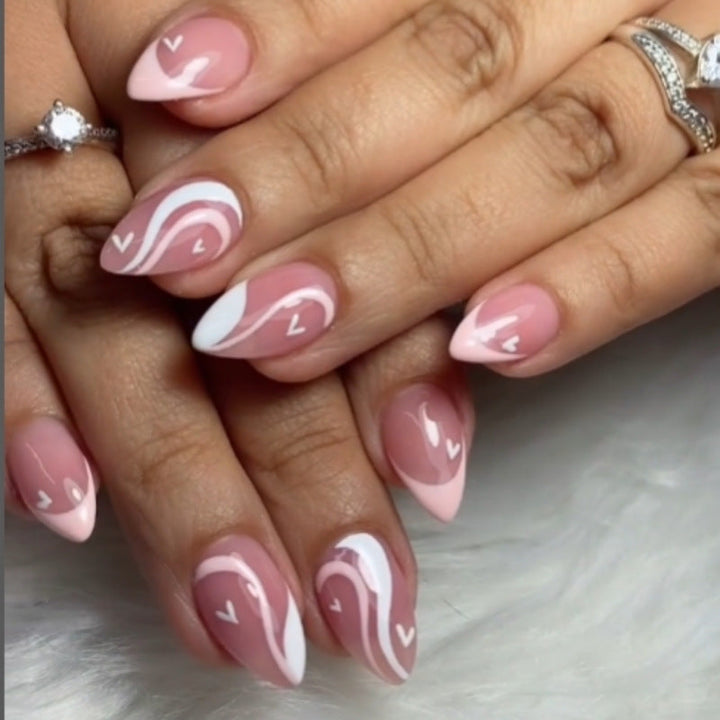 Artistic Heart-Design Press-On Nails Kalsten