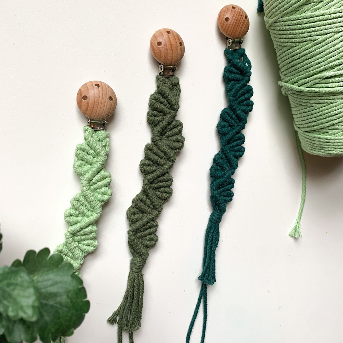 Macrame Keychain Holder with Wooden Accents Acalora