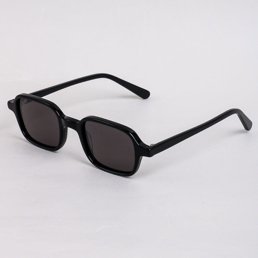 Women's fashionable sunglasses in a unique, contemporary design Kalsten