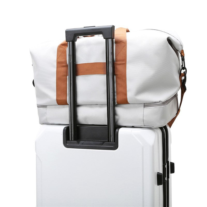 Sporty Duffel Bag With Reinforced Bottom Kalsten