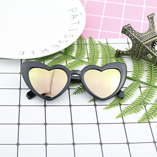 Women's Heart-Shaped Sunglasses with High-Quality UV Protection and Stylish Design Kalsten