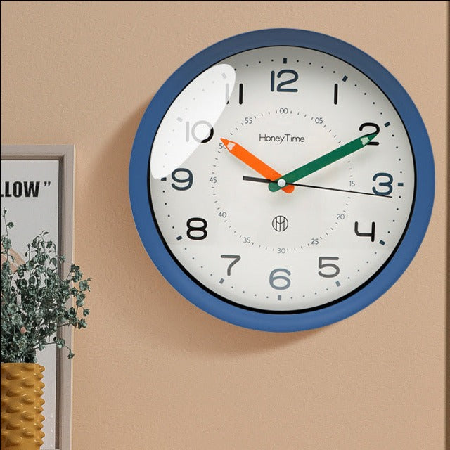Silent Sweep - Stylish Silent Wall Clock for Children's Rooms Kalsten