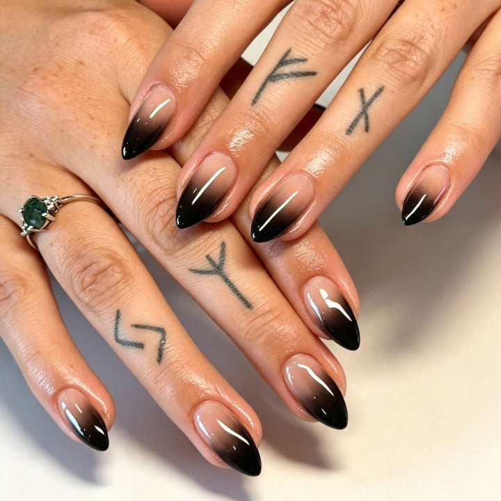 Artificial nails with modern night motif Kalsten