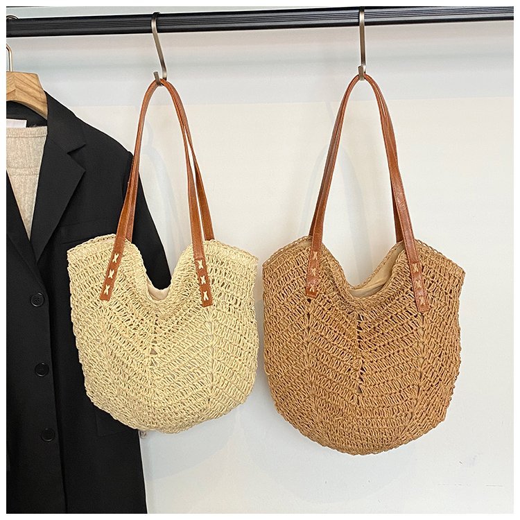 Elegant Bast shoulder bag with leather accents Kalsten