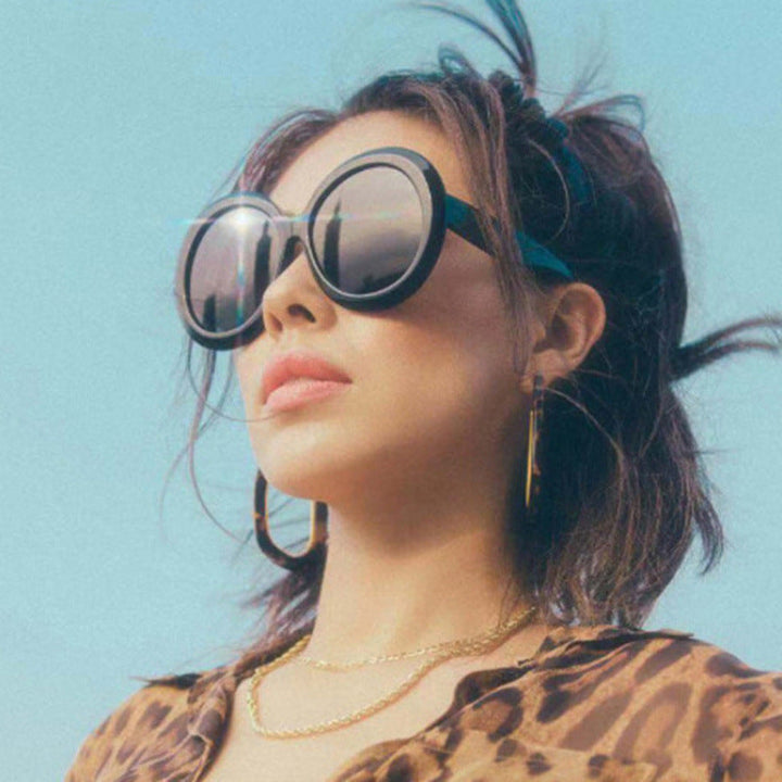 Ladies oversized fashionable sunglasses with elegant design Kalsten