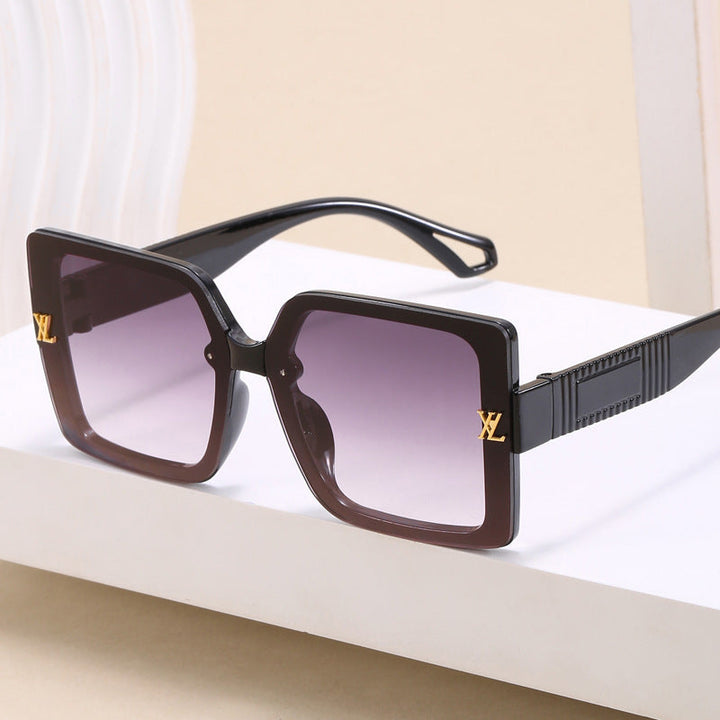Women's fashionable square sunglasses with elegant design Kalsten