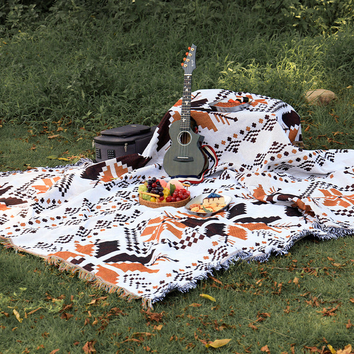 Patterned Throw Blanket Kalsten