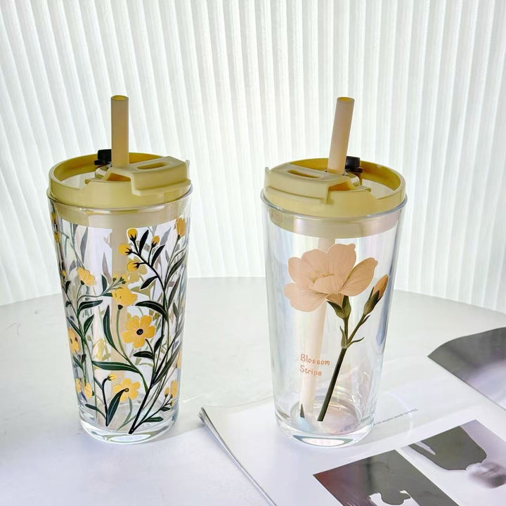 Women's drinking cup with practical silicone protective sleeve and decorative floral patterns Kalsten