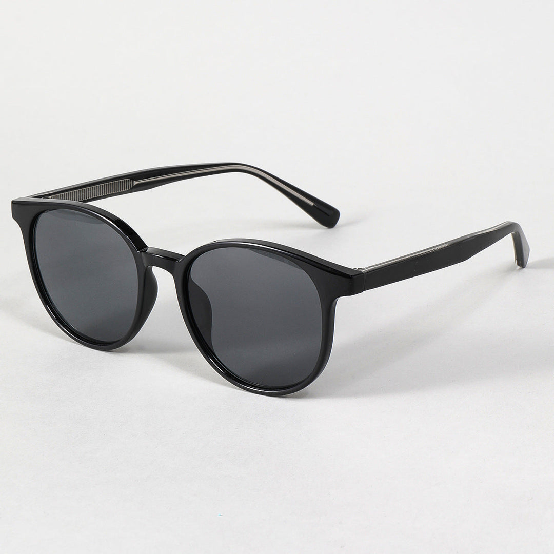 Women's fashionable sunglasses in an elegant, round design with UV protection Kalsten