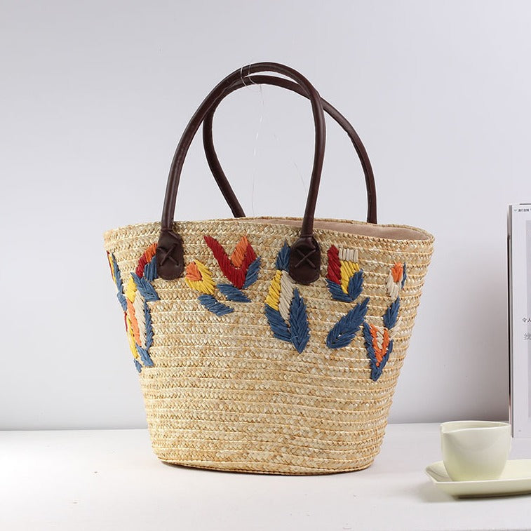 Braided beach bag with colorful embroidery pattern Kalsten