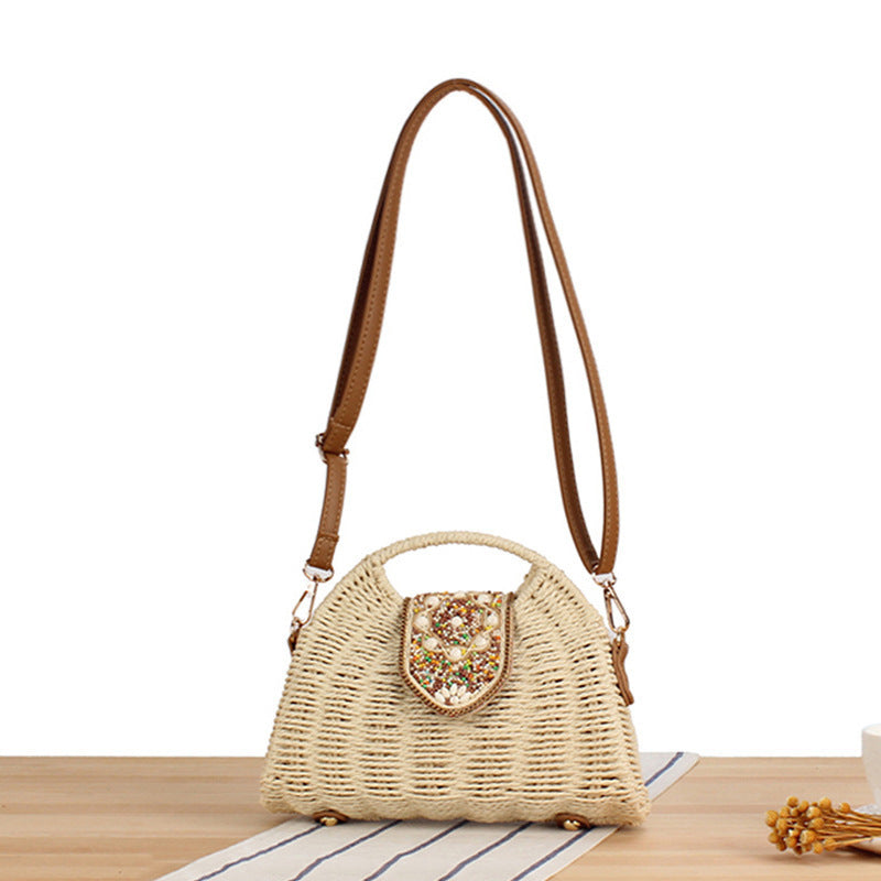 Elegant basket bag with unique closure Kalsten