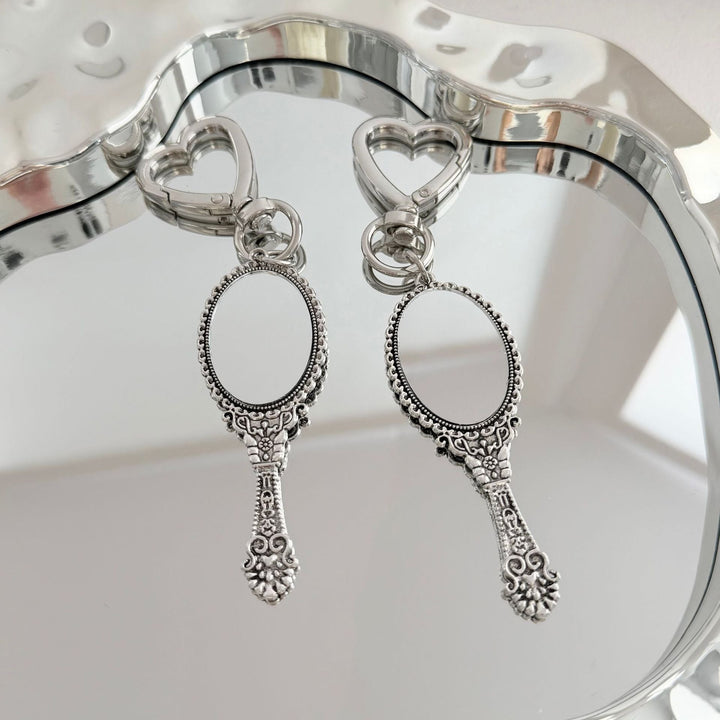 Vintage-Style Compact Mirror Keychain Kalsten
