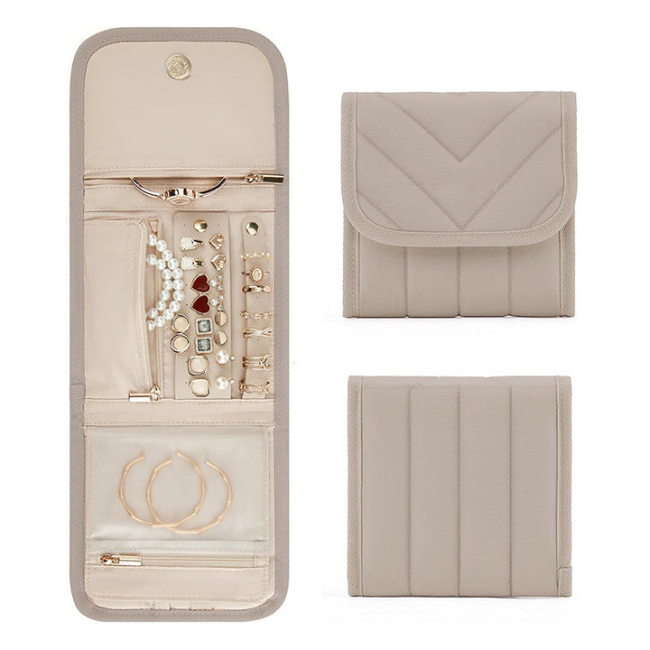 Jewelry organizer with versatile compartment layout Kalsten