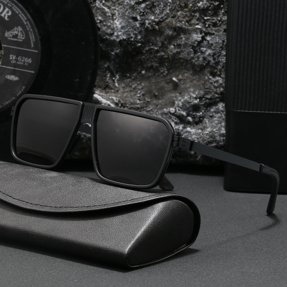 Women's fashionable sunglasses in a modern, square design Kalsten