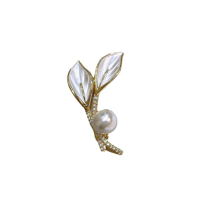 Elegant brooch with pearl and rhinestone details Kalsten