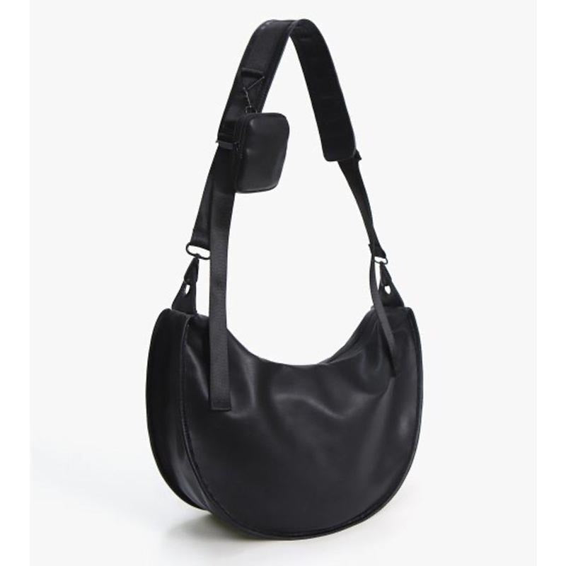 Elegant Shoulder Bag In Curved Shape Kalsten