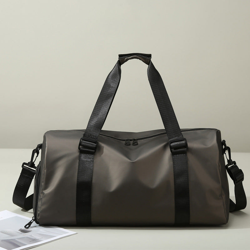 Sporty Travel Bag With Water-Repellent Material And Multiple Compartments Kalsten