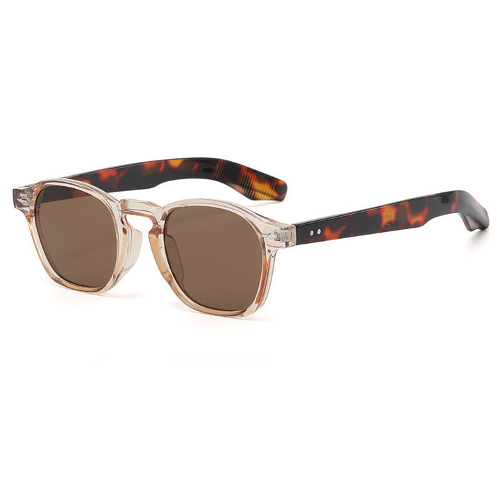 Women rebellious retro-inspired sunglasses Kalsten