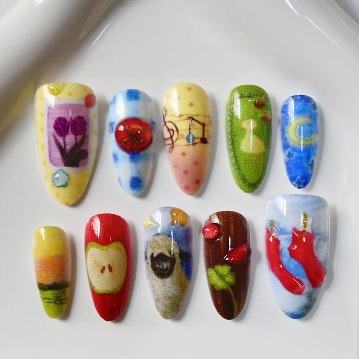 Artistic Ocean-Themed Press-On Nail Art Kalsten