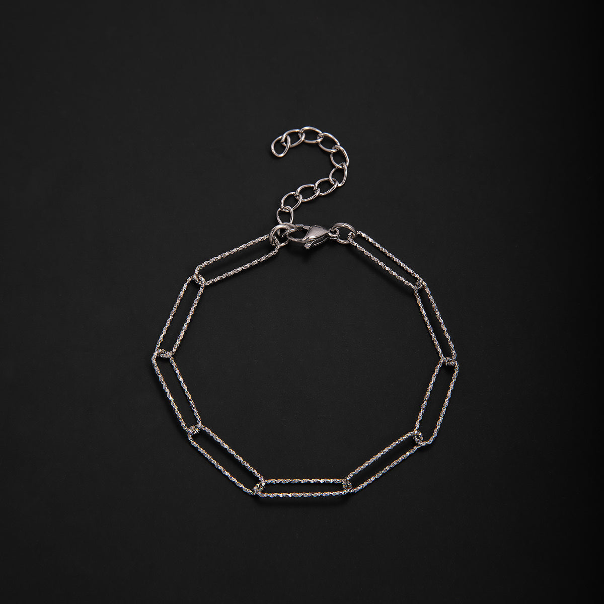 Elegant Geometric Link Bracelet Acalora
