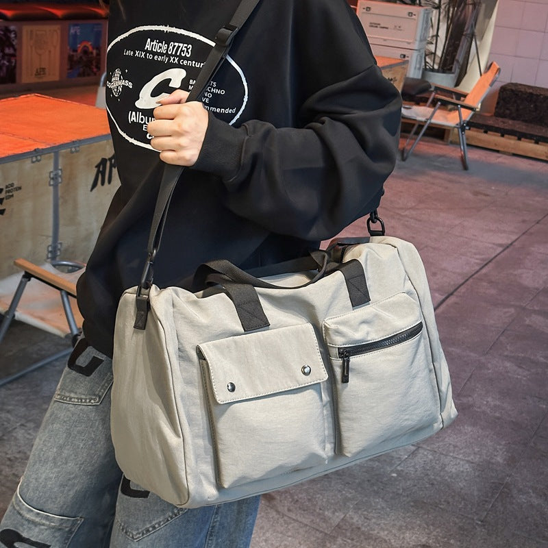 Versatile sports and travel bag with practical outer pockets Kalsten