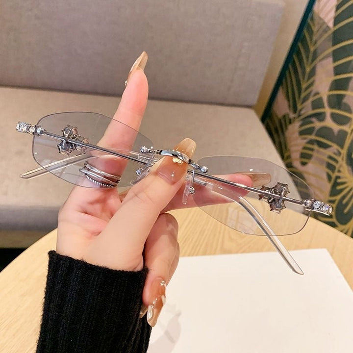 Fashionable sunglasses with luxurious golden accents Kalsten