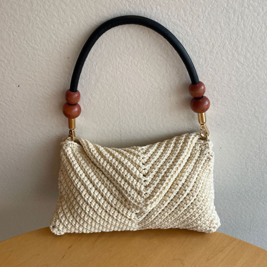 Elegant Woven Shoulder Bag Kalsten