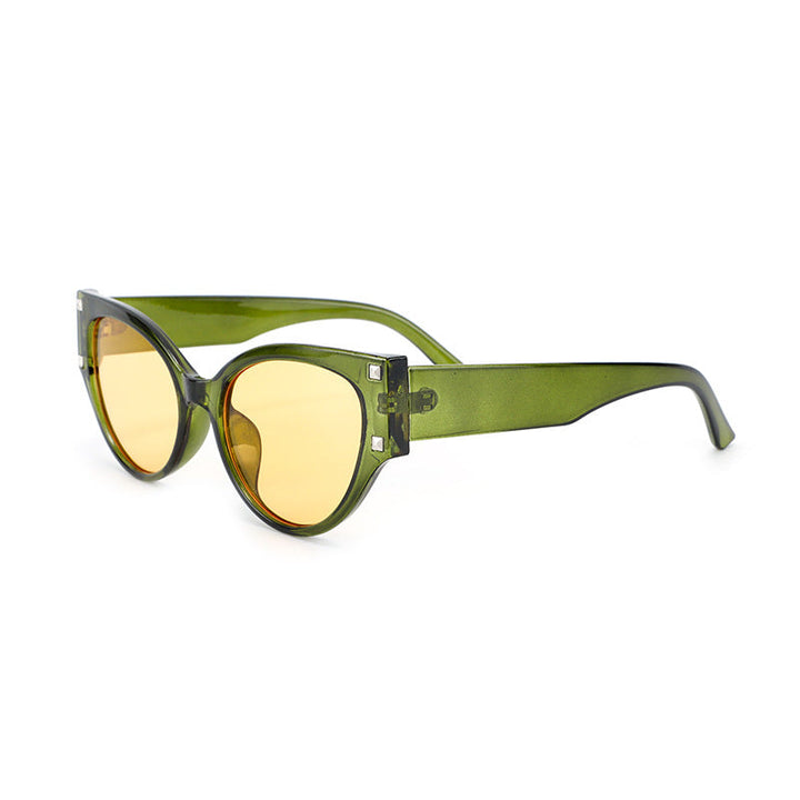 Women's trendy Cat-Eye sunglasses with glamorous accents Kalsten