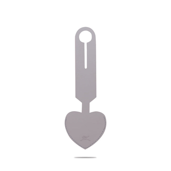 heart-shaped leather luggage tag with adjustable loop Kalsten