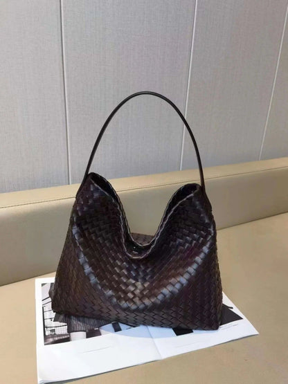 Oversized Woven Hobo Bag Acalora
