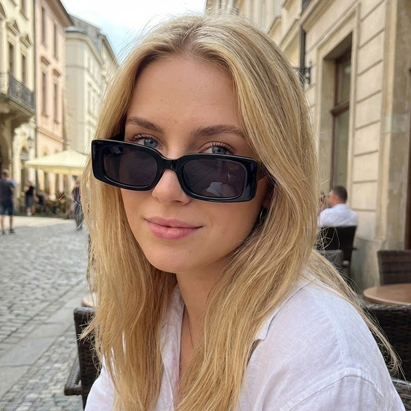 Women's trendy rectangular sunglasses with stylish design Kalsten