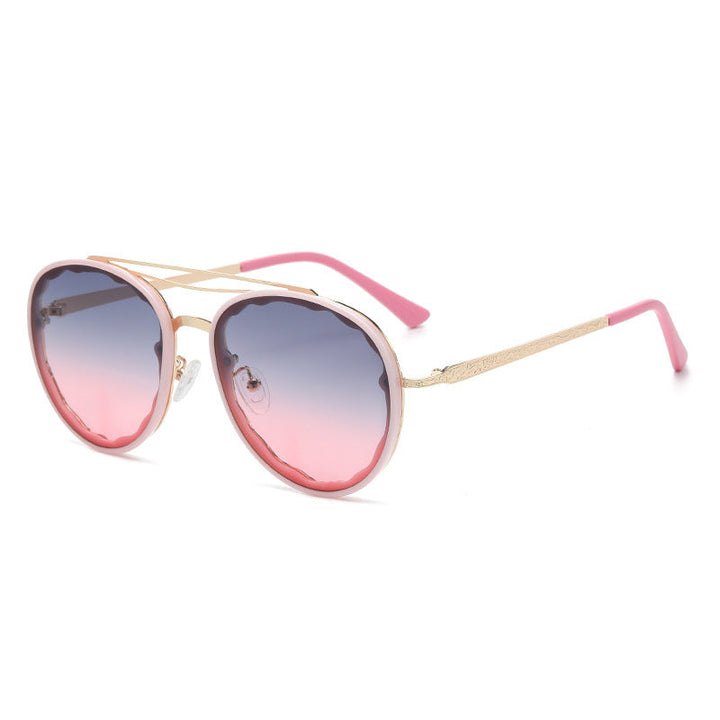 Women's modern styled sunglasses in elegant oversize style Kalsten