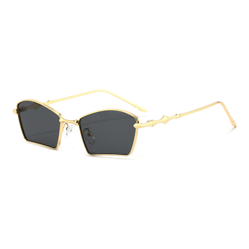 Ladies trendy sunglasses with geometric frame and gradient lenses Kalsten