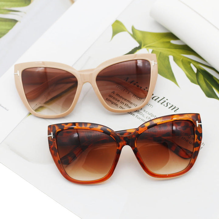 Women's Cat-Eye Sunglasses with Elegant Accents Kalsten