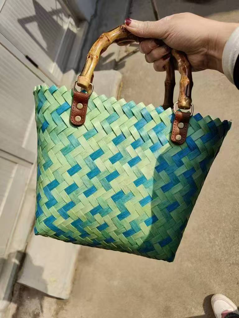 Braided tote bag with wooden handles Kalsten