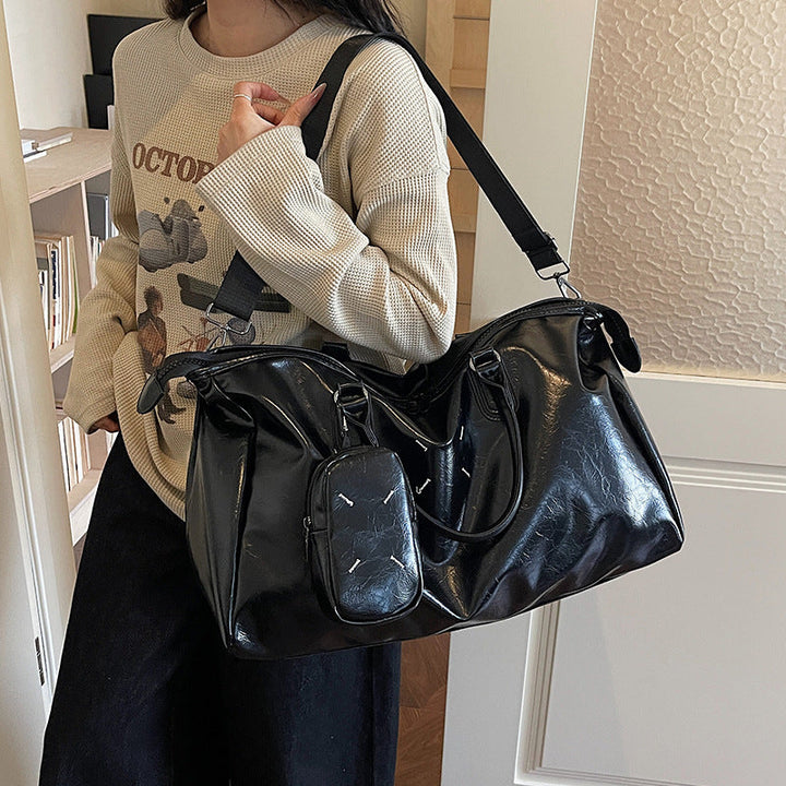 Elegant Travel Bag Made of High-Quality Artificial Leather Kalsten