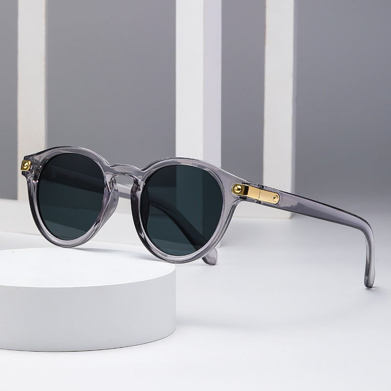 Ladies fashionable sunglasses with transparent frame and sturdy lenses Kalsten