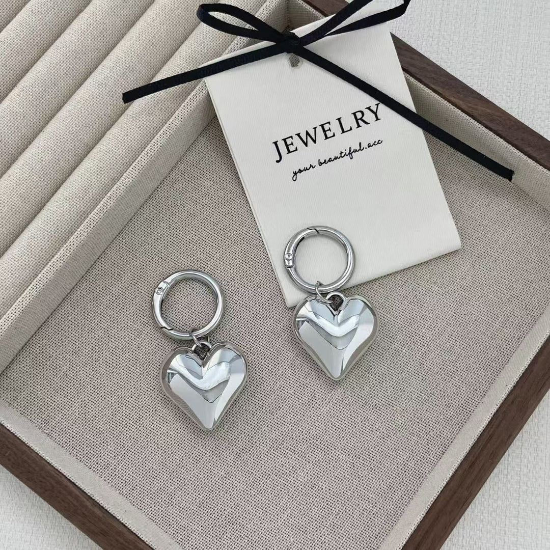 Heart-Shaped Silver Keychain Kalsten