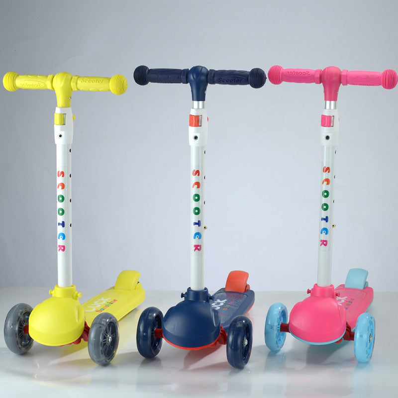 Sturdy Three-Wheel Kick Scooter Kalsten
