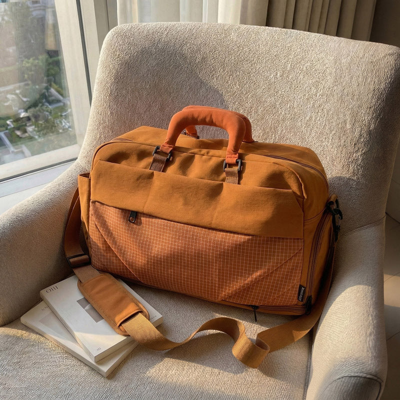 Functional travel bag with organizer compartments Kalsten