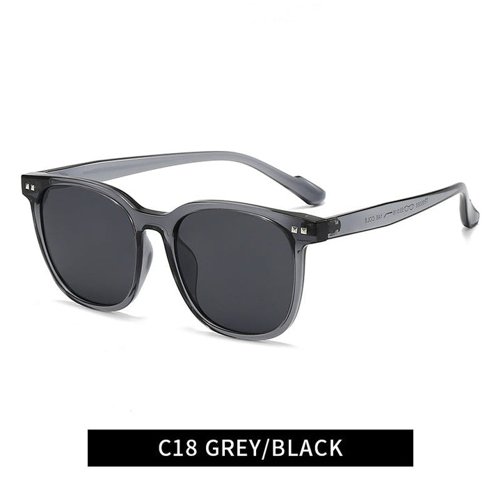 Women timeless sunglasses in modern rectangular design Kalsten