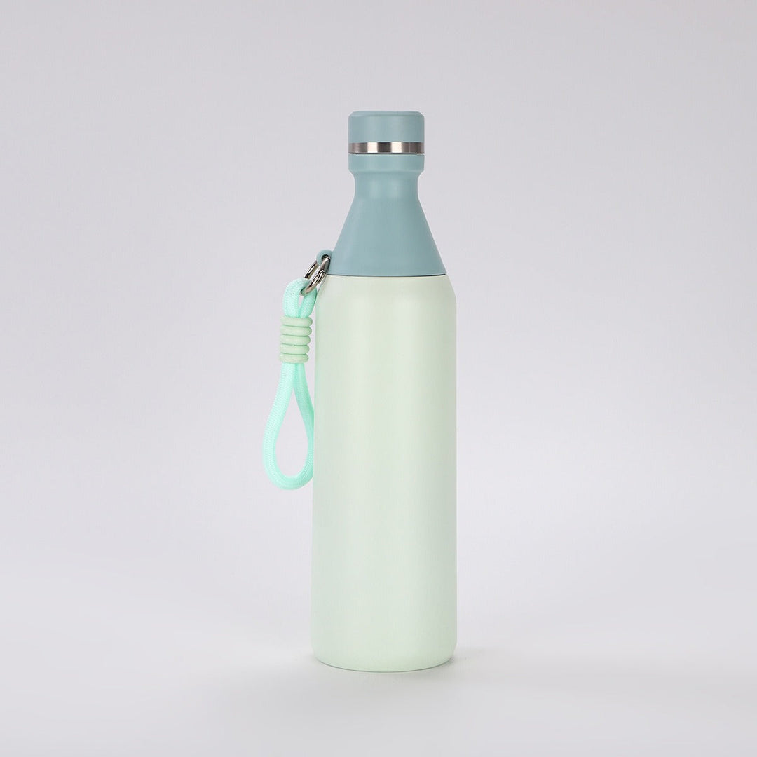 Ladies insulated drinking bottle with practical carrying strap Kalsten