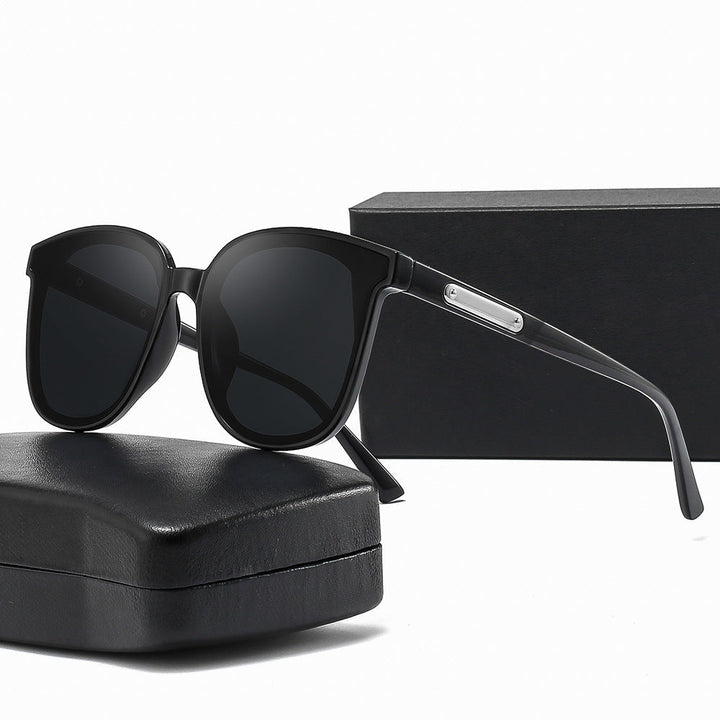 Ladies Oversized Sunglasses with Trendy and Classic Design Kalsten
