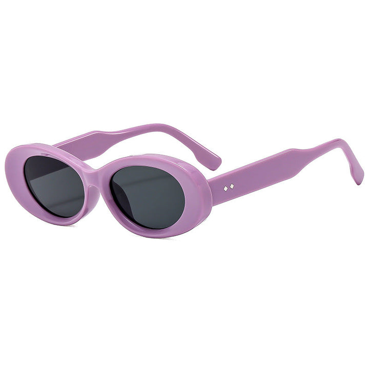 Women Retro-inspired Sunglasses in elegant oval design Kalsten