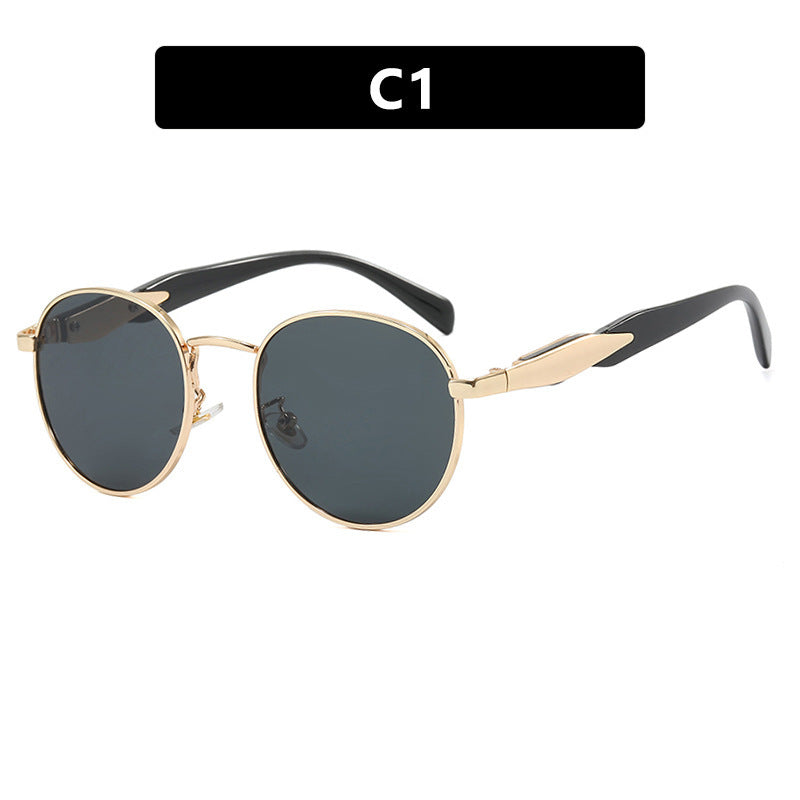 Women's round sunglasses with elegant, golden frame and UV protection Kalsten